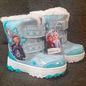 Snow Boots